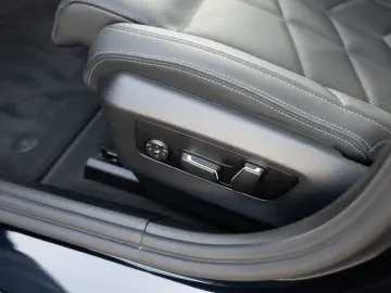 BMW 550e xDrive M-Sport Pro PANO AHK HUD 360  LED