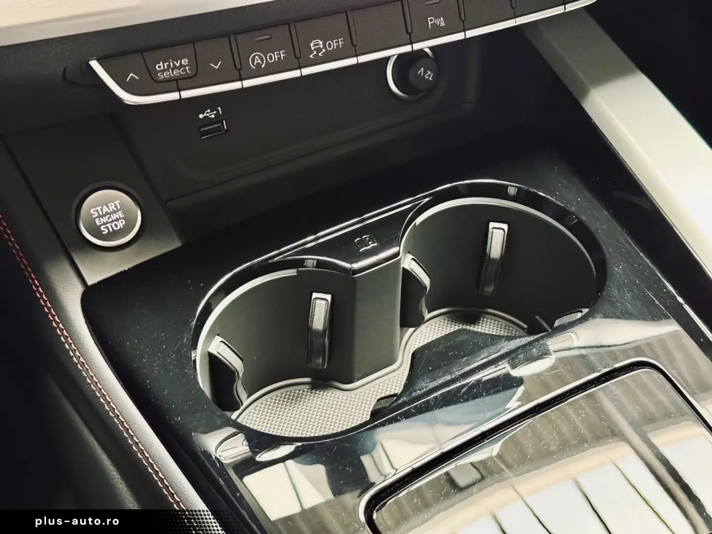 Audi A4 TFSI quattro S line RS-Sitze B&O HUD MATRIX