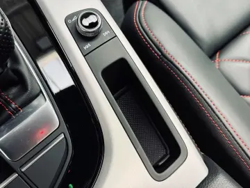 Audi A4 TFSI quattro S line RS-Sitze B&O HUD MATRIX