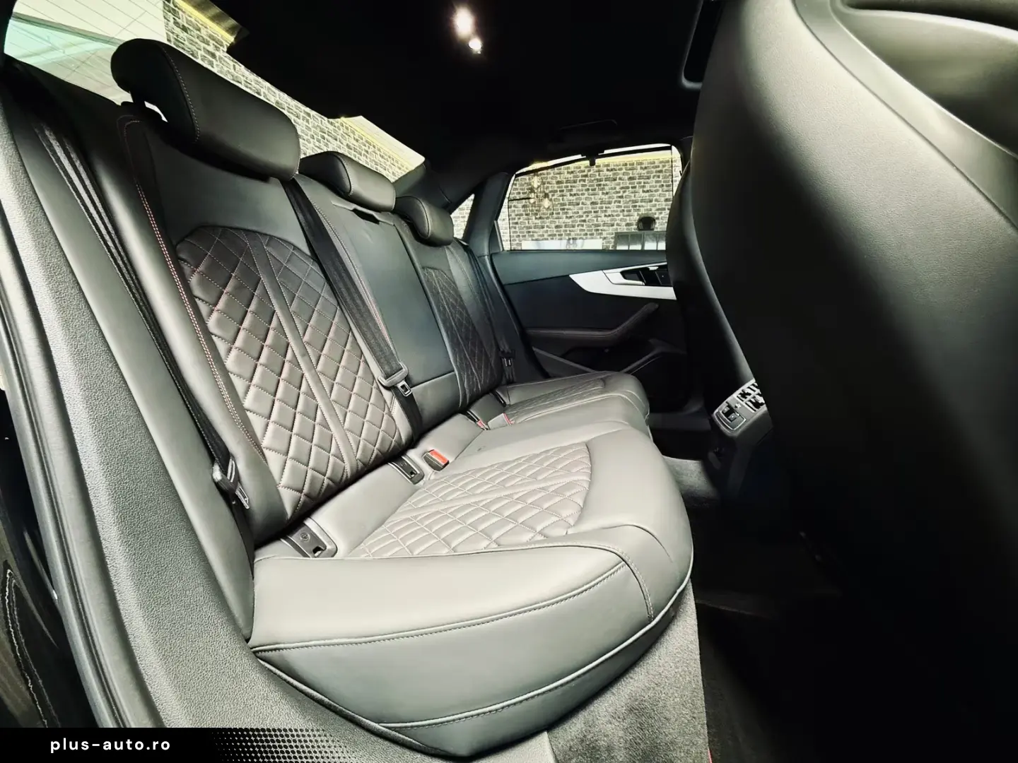 Audi A4 TFSI quattro S line RS-Sitze B&O HUD MATRIX