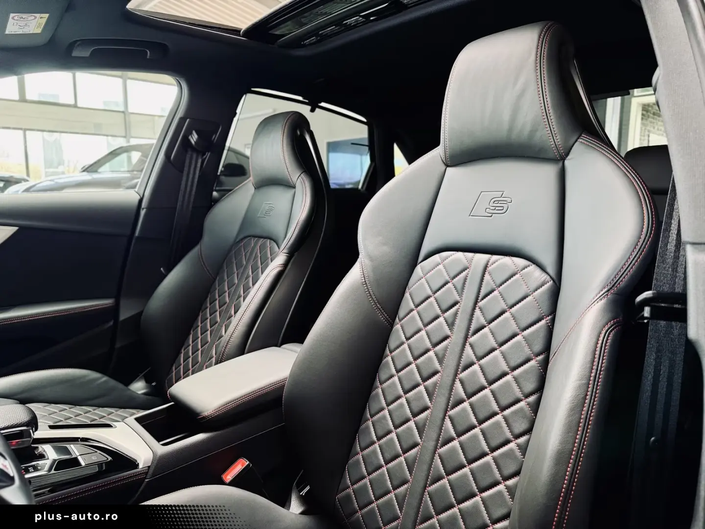 Audi A4 TFSI quattro S line RS-Sitze B&O HUD MATRIX