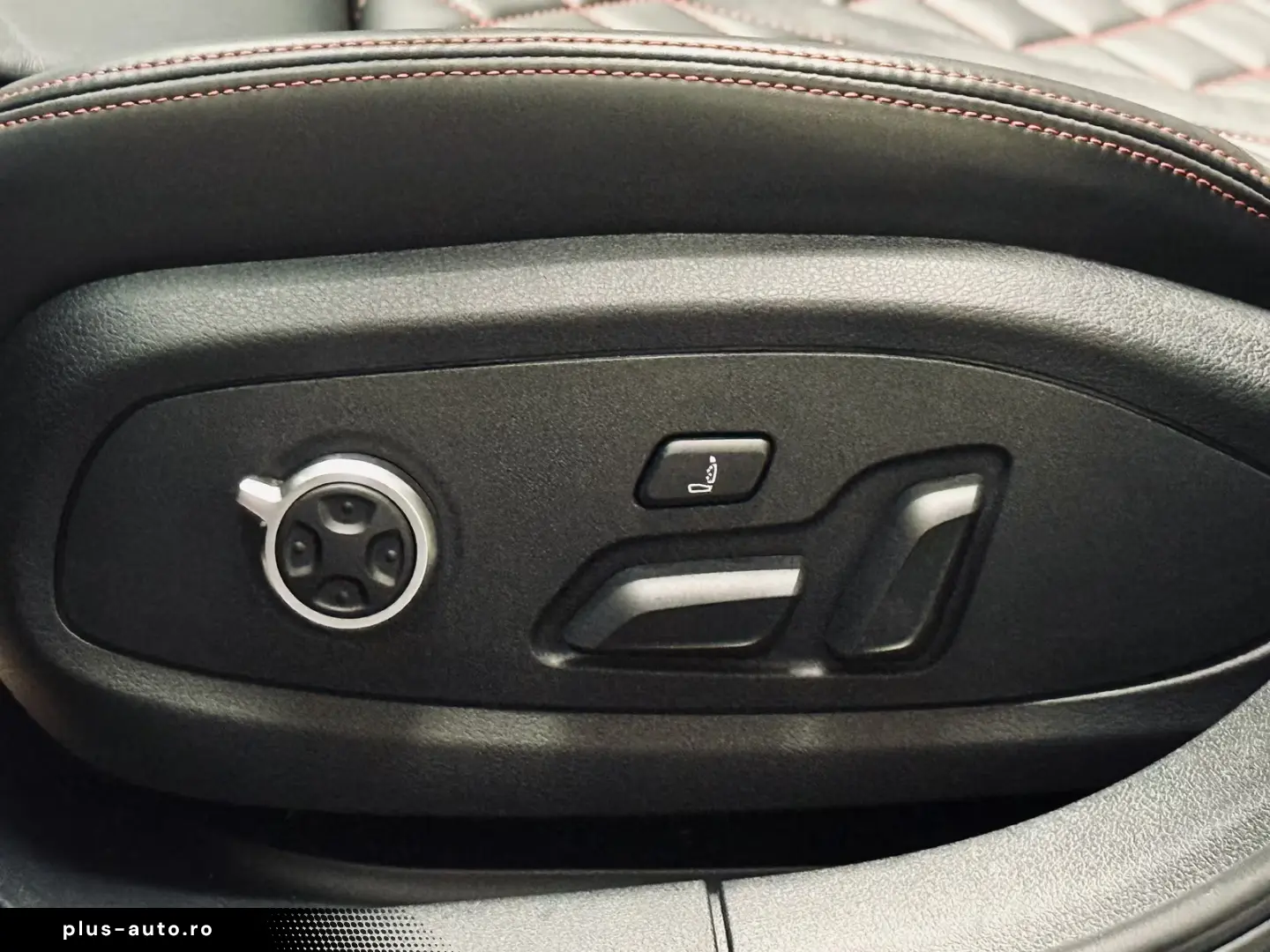 Audi A4 TFSI quattro S line RS-Sitze B&O HUD MATRIX