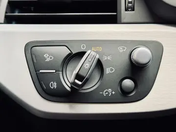 Audi A4 TFSI quattro S line RS-Sitze B&O HUD MATRIX