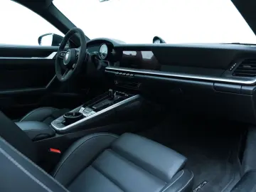 PORSCHE 911 Turbo S LIFT CHRONO PPF BOSE PANO KERAMIKPAS