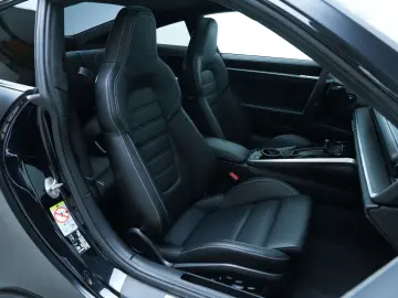 PORSCHE 911 Turbo S LIFT CHRONO PPF BOSE PANO KERAMIKPAS