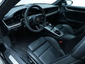 PORSCHE 911 Turbo S LIFT CHRONO PPF BOSE PANO KERAMIKPAS