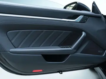 PORSCHE 911 Turbo S LIFT CHRONO PPF BOSE PANO KERAMIKPAS