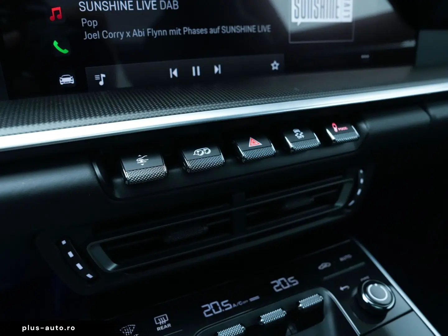 PORSCHE 911 Turbo S LIFT CHRONO PPF BOSE PANO KERAMIKPAS