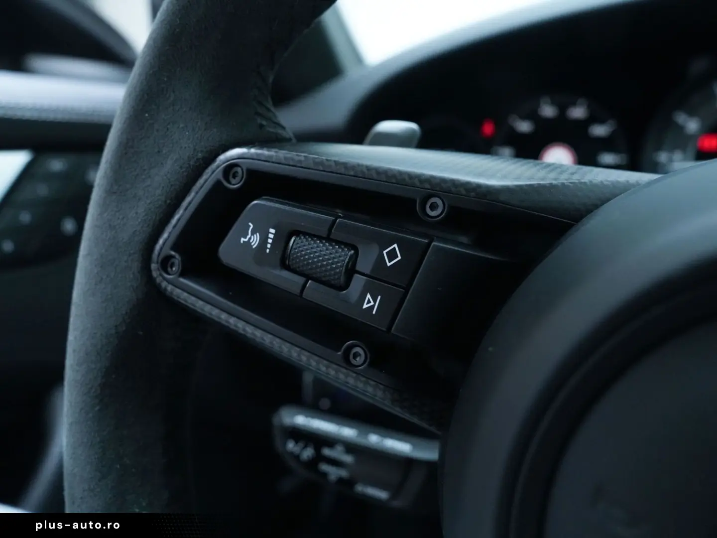 PORSCHE 911 Turbo S LIFT CHRONO PPF BOSE PANO KERAMIKPAS