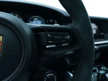 PORSCHE 911 Turbo S LIFT CHRONO PPF BOSE PANO KERAMIKPAS