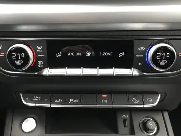 AUDI Q5 50 TFSI e Prestige S tronic