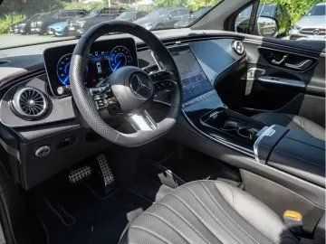 MERCEDES-BENZ EQE 350  AMG Sport Premium AHK Distr. &hellip;