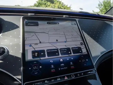 MERCEDES-BENZ EQE 350  AMG Sport Premium AHK Distr. &hellip;