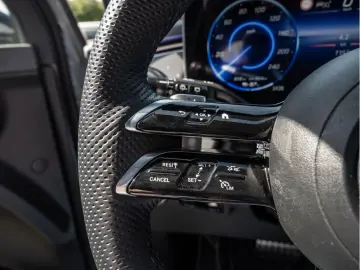 MERCEDES-BENZ EQE 350  AMG Sport Premium AHK Distr. &hellip;