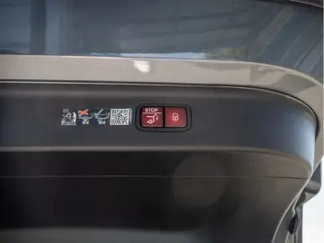 MERCEDES-BENZ EQE 350  AMG Sport Premium AHK Distr. &hellip;