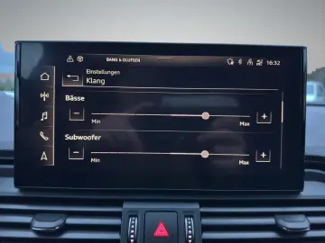 AUDI Q5 55 TFSI e quattro S-Line  PANO LUFT B&O LEDER