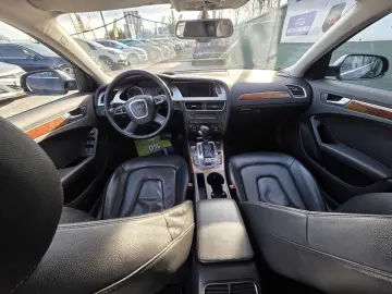 Audi A4 2012 2.0 tdi 143 cp Multitronic