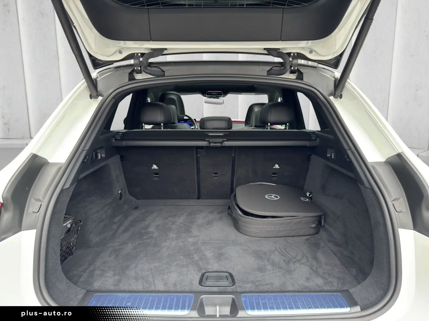 MERCEDES-BENZ EQE 350   SUV AMG Edit 96kWh Night Pan&hellip;