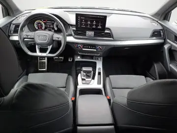 AUDI Q5 55 TFSIe quattro S tronic S line  AHK Stadt P