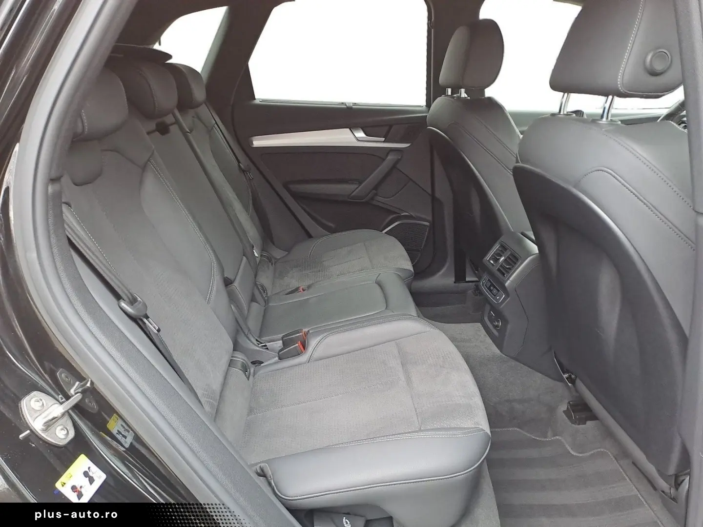 AUDI Q5 55 TFSIe quattro S tronic S line  AHK Stadt P