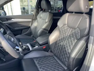 AUDI Q5 TFSI e S line Q5 50 TFSI e quattro B&O Stadt