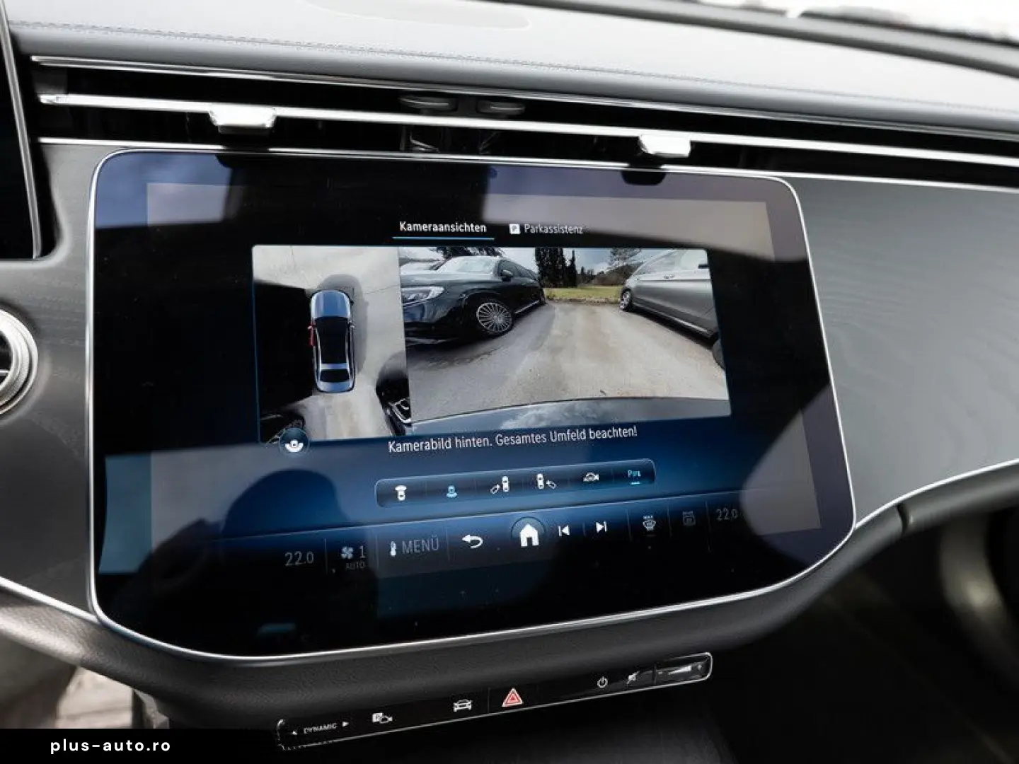 MERCEDES-BENZ E200 AMG-Sport LED 360 Pano Night Totw Distr