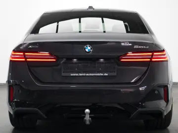 BMW 520d xDrive M Sport PANO AHK 360 HUD KEY H&K