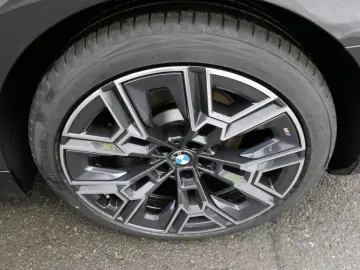 BMW 520d M Sport SurView ACC HUD Sitzbel.H K.AHK 20