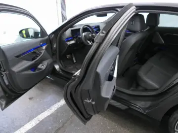 BMW 520d M Sport SurView ACC HUD Sitzbel.H K.AHK 20