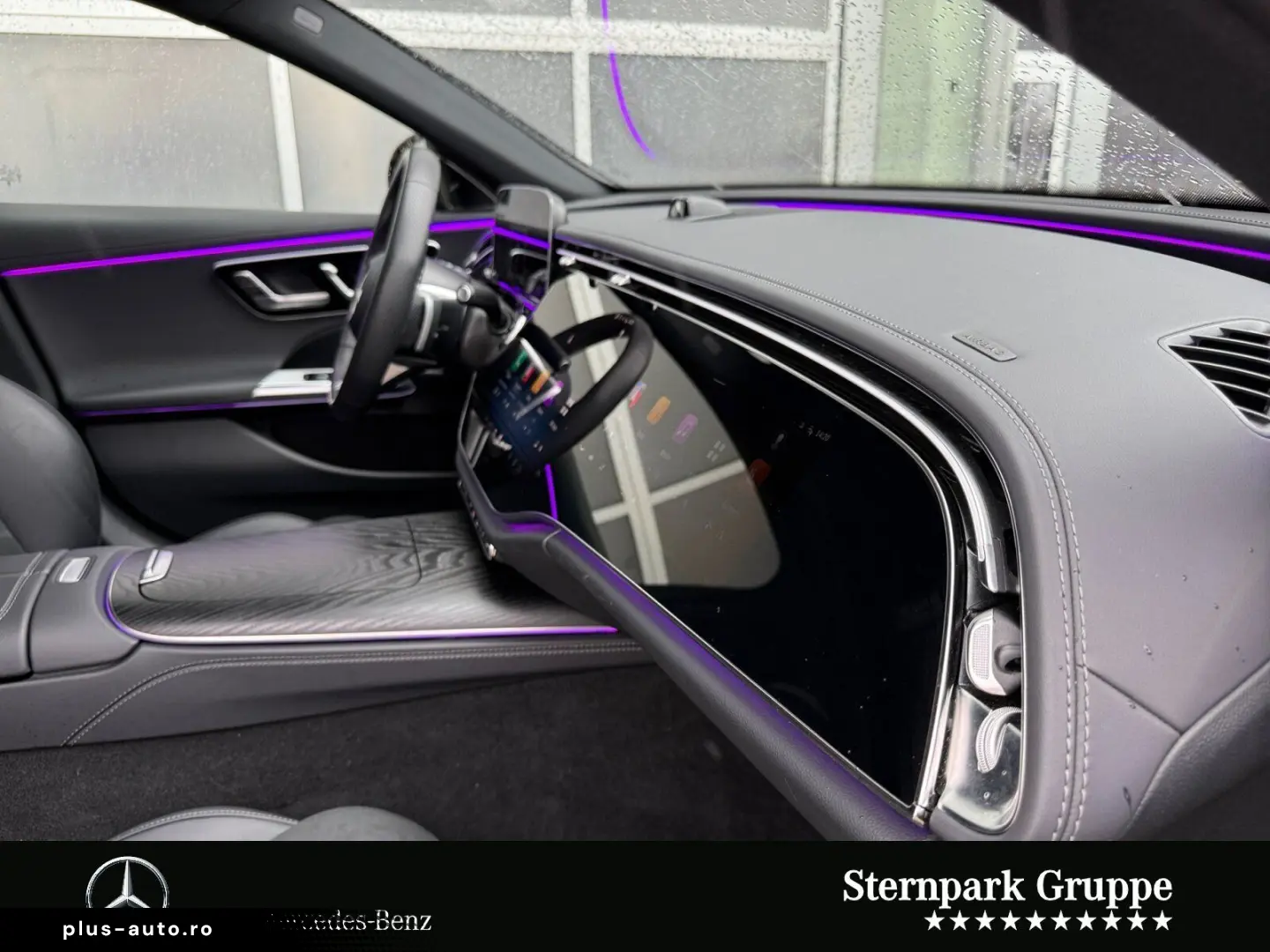 MERCEDES-BENZ E 200 AMG Distro SUPER Pano 360 Memory Burm