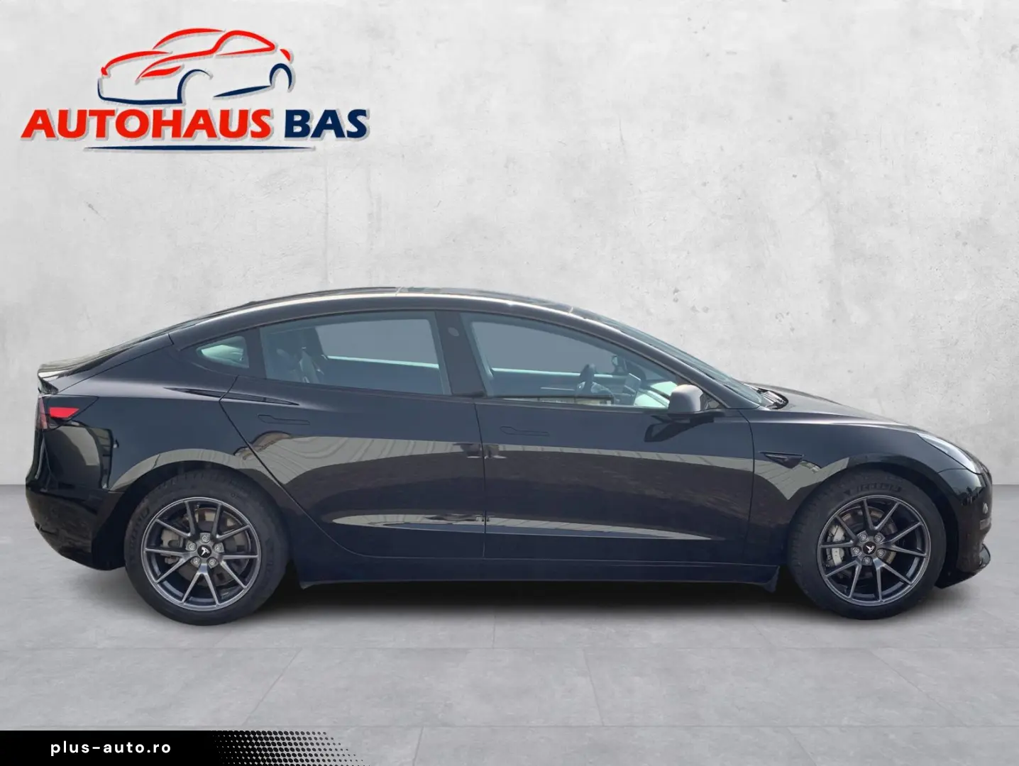 TESLA Model 3 Long Range AWD  1.Hand