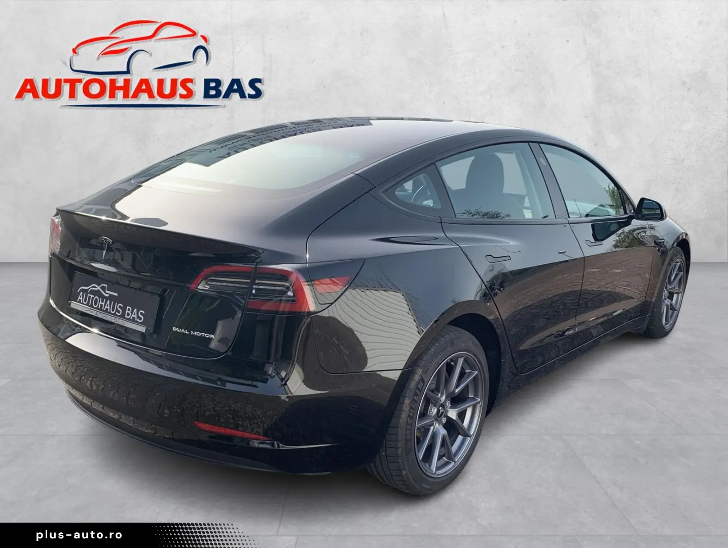 TESLA Model 3 Long Range AWD  1.Hand