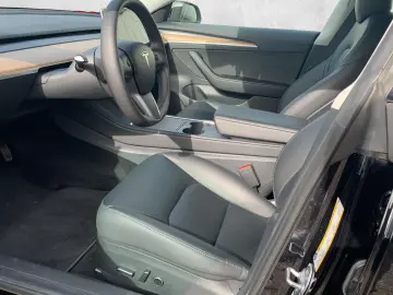 TESLA Model 3 Long Range AWD  1.Hand