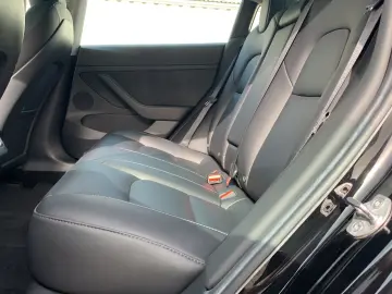TESLA Model 3 Long Range AWD  1.Hand