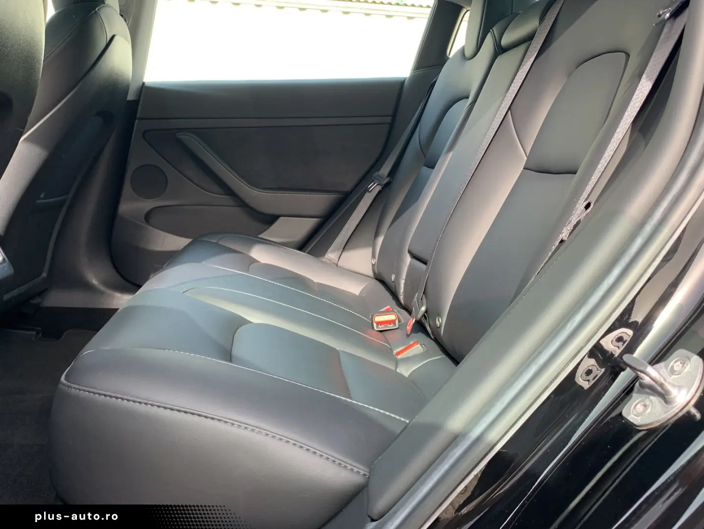 TESLA Model 3 Long Range AWD  1.Hand