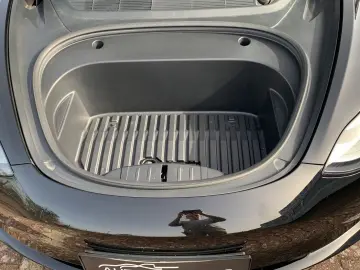 TESLA Model 3 Long Range AWD  1.Hand