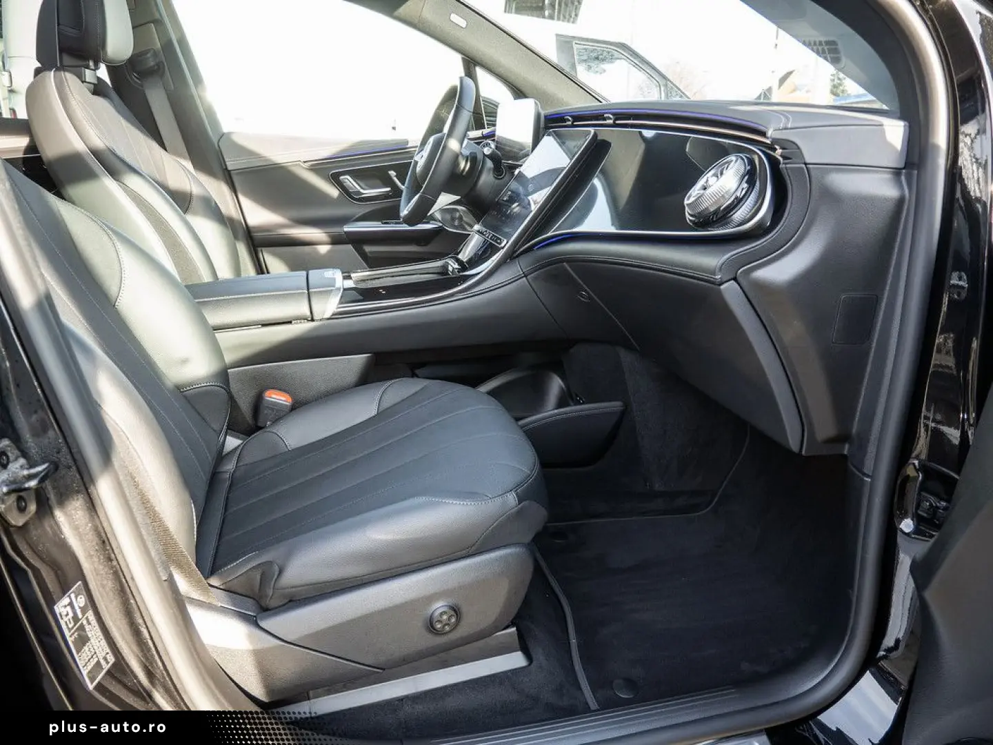 MERCEDES-BENZ EQE SUV