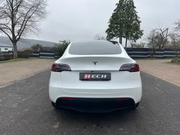TESLA Model Y Long Range RWD Hinterradantrieb