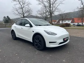 TESLA Model Y Long Range RWD Hinterradantrieb