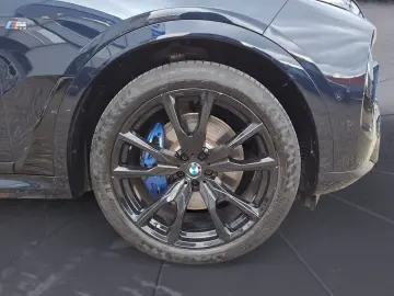 BMW X7 xDrive40d Iconic Glow Massage Sky Lounge Soft