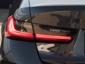 BMW Seria 3 320e Aut.