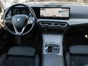 BMW Seria 3 320e Aut.