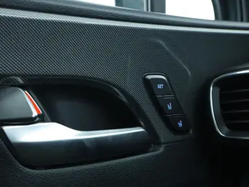 HYUNDAI Santa Fe 1.6 T-GDI Plug-in