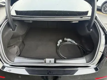 MERCEDES-BENZ CLA 250 e Coupé AMG NIGHT MULTIBEAM AMB KAM