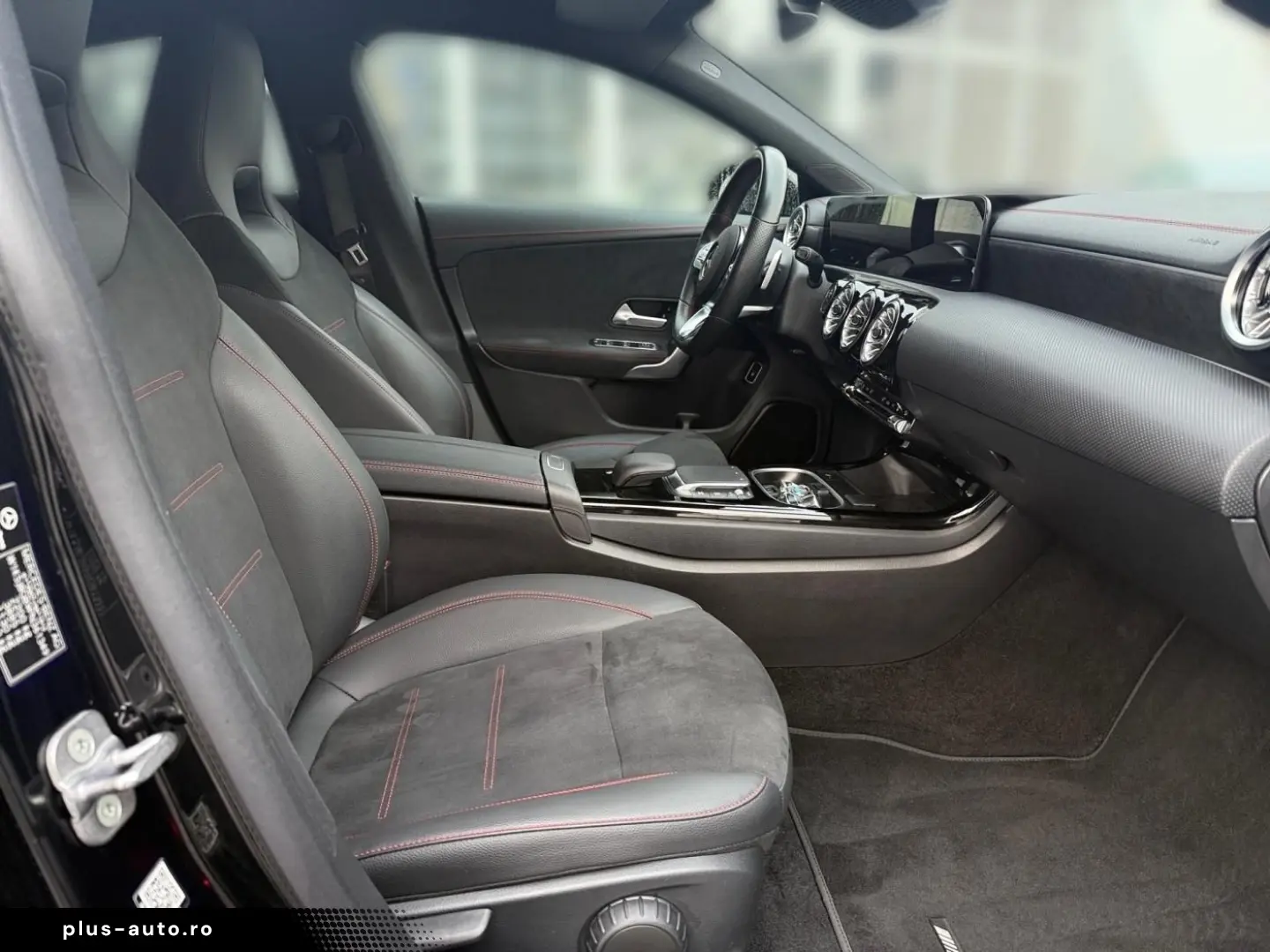 MERCEDES-BENZ CLA 250 e Coupé AMG NIGHT MULTIBEAM AMB KAM