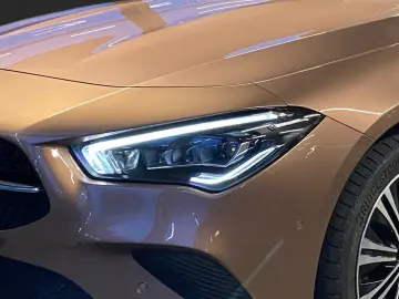 MERCEDES-BENZ CLA 250 e SB  PROGRESSIVE AHK PANO 360  STHZ