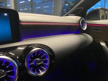 MERCEDES-BENZ CLA 250 e SB  PROGRESSIVE AHK PANO 360  STHZ