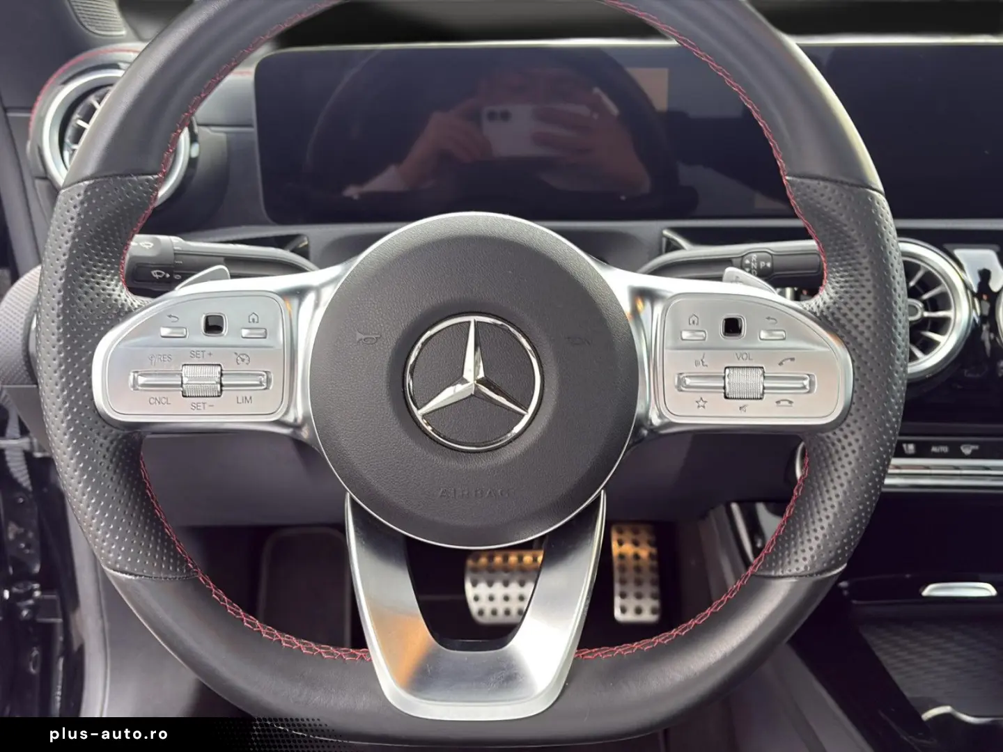 MERCEDES-BENZ CLA 250 AMG Pano Kamera Sound Alcantara 18 LED