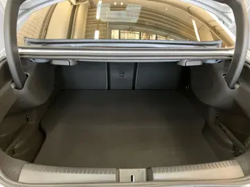 MERCEDES-BENZ CLA 250 e Coupé AMG DISTR PANO KEYL MBEAM KAM