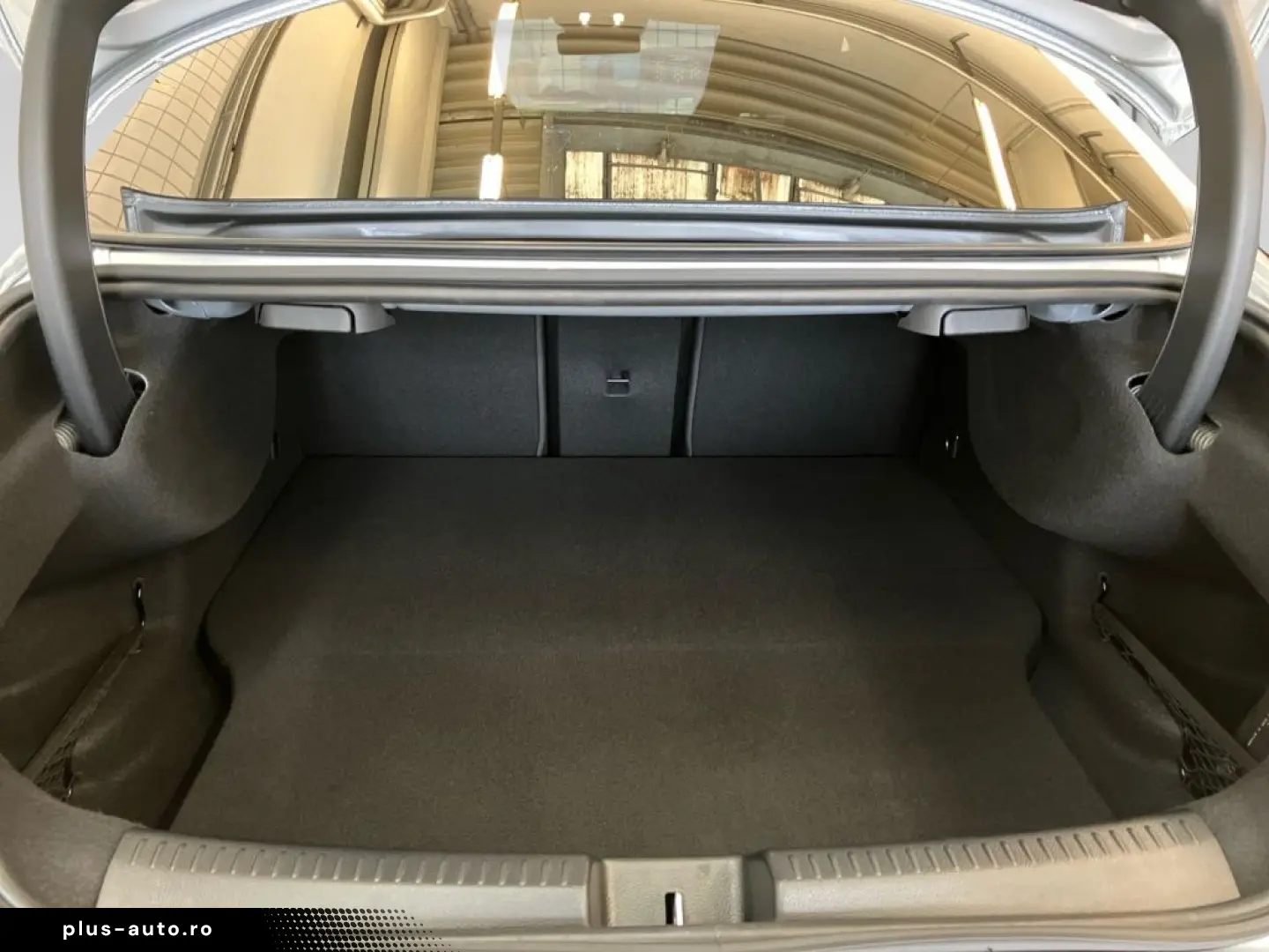 MERCEDES-BENZ CLA 250 e Coupé AMG DISTR PANO KEYL MBEAM KAM